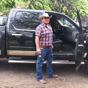 Meet your Posher, Tomas